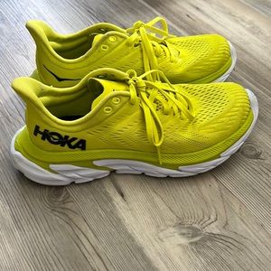 Like new Hoka Clifton edge